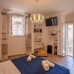 Old Town Makarska Apartments - Central Square